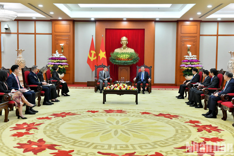 Общий вид приема. Фото: Данг Кхоа Общий вид приема. Фото: Данг Кхоа