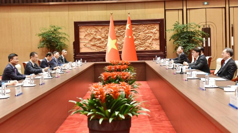 Общий вид переговоров. Общий вид переговоров.