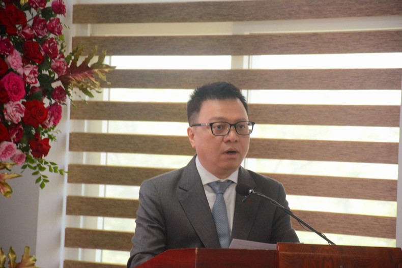 Товарищ Ле Куок Минь выступает со вступительной речью. Фото: Х.Хоанг Товарищ Ле Куок Минь выступает со вступительной речью. Фото: Х.Хоанг