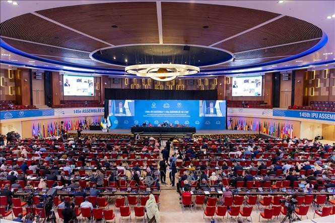 Общий вид одного из заседаний. Фото: VNA Общий вид одного из заседаний. Фото: VNA