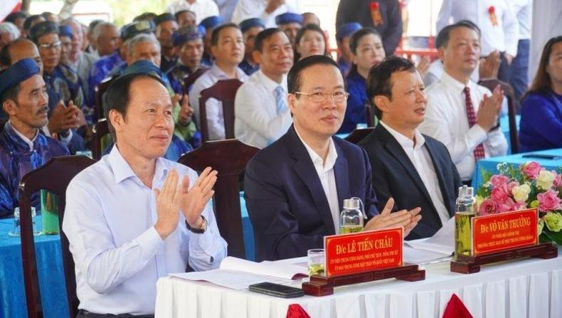 Товарищ Во Ван Тхыонг присутствует на мероприятии. Товарищ Во Ван Тхыонг присутствует на мероприятии.