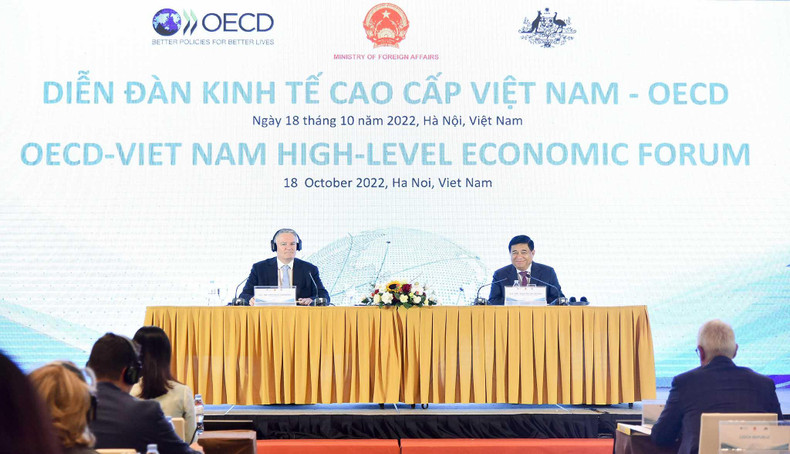 Общий вид Экономического форума высокого уровня Вьетнам-ОЭСР. Фото: МИД Вьетнама Общий вид Экономического форума высокого уровня Вьетнам-ОЭСР. Фото: МИД Вьетнама