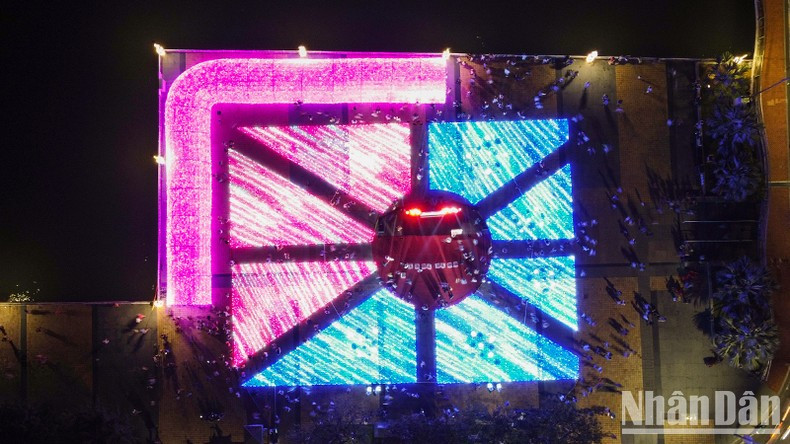 Вид на шоу сверху.