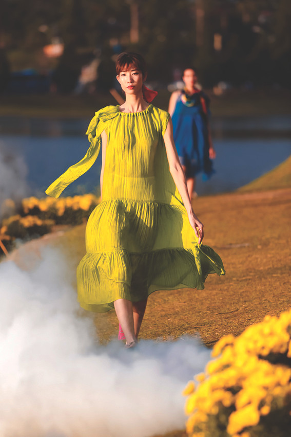 Один из шелковых работ дизайнера Фыонг Тхань. Фото: Vietnam Silk House