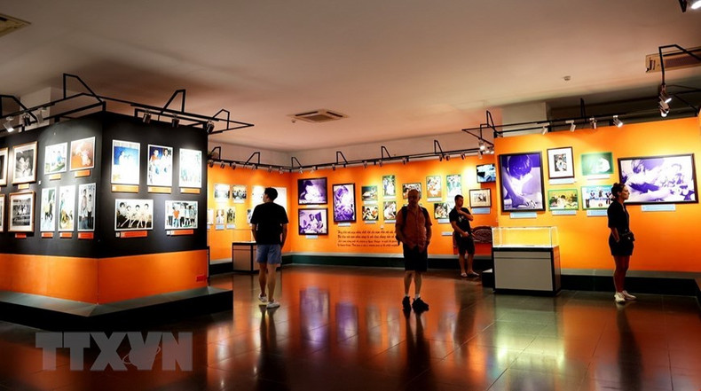 Выставочное пространство о доказательствах преступлений и последствиях агента оранж/диоксина во Вьетнаме.