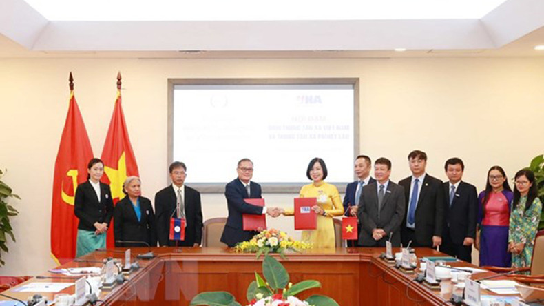 Церемония подписания Меморандума о взаимопонимании по сотрудничеству в новой ситуации между ВИА и ЛИА. Фото: ВИА Церемония подписания Меморандума о взаимопонимании по сотрудничеству в новой ситуации между ВИА и ЛИА. Фото: ВИА