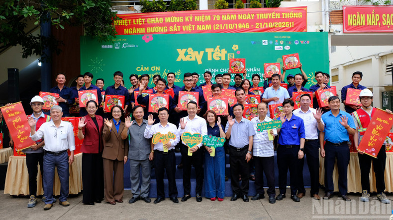 Программа «Строим Тэт – 2026» реализована на 72 строительных площадках Coteccons по всей стране, а также расширит свою аудиторию, охватив работников коммунальных и городских служб по уборке и водоотведению в г. Хошимине, Дананге и Ханое. Мероприятия проходят при поддержке министерств, ведомств, СМИ, общественных организаций, предприятий и волонтеров, что способствует расширению масштаба и повышению социальной эффективности программы.