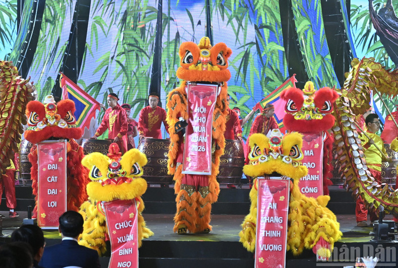 Концертная программа в честь церемонии открытия.