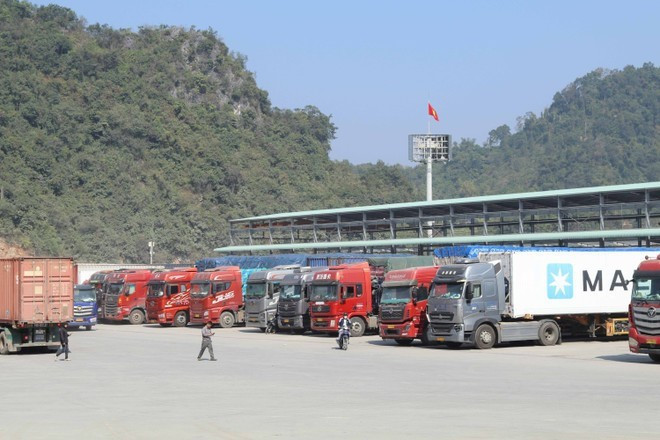 Инфраструктура грузового терминала в районе пограничного пункта Тантьхань, провинция Лангшон. (Фото: ВИА)