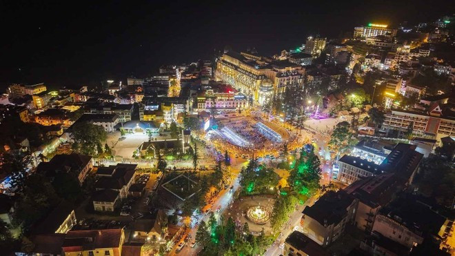 Сапа выбирают многие туристы из Вьетнама и из-за рубежа в качестве направления для путешествий, осмотра достопримечательностей и знакомства с местной культурой (Фото: ВИА)