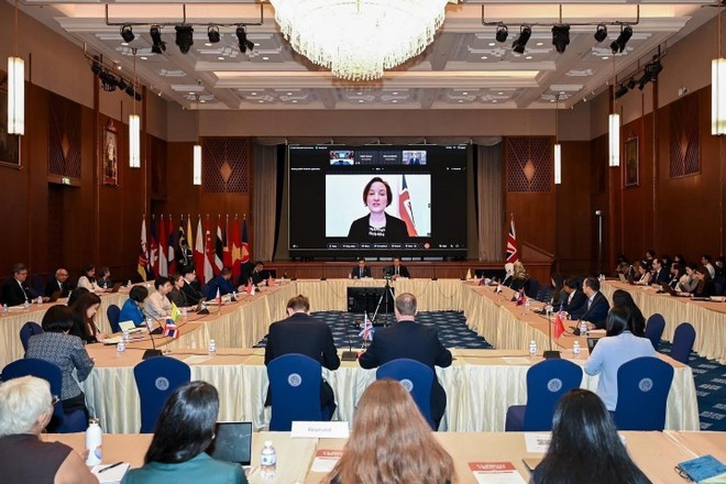 Общий вид конференции.