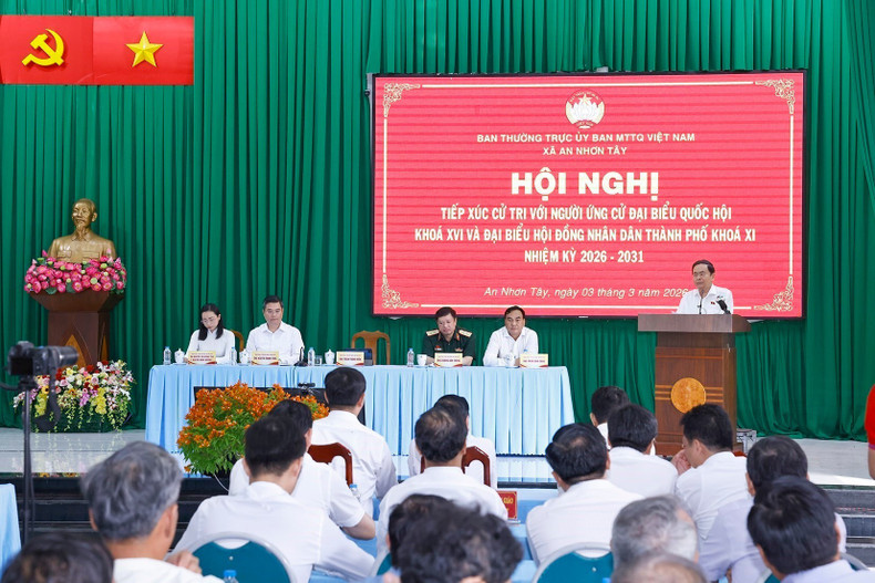 vna-potal-chu-tich-quoc-hoi-tran-thanh-man-tiep-xuc-cu-tri-tai-xa-an-nhon-tay-ho-chi-minh-8617202.jpg