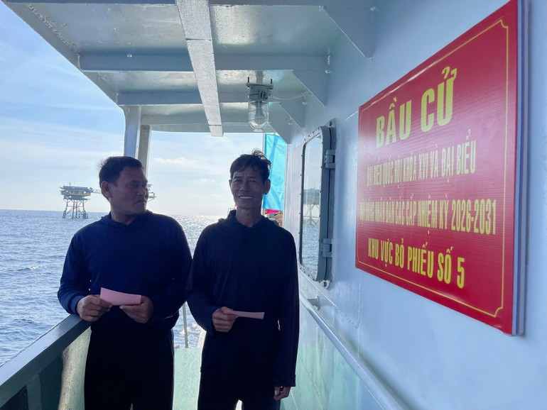 Временные избиратели, прибывшие из особого района Лишон.