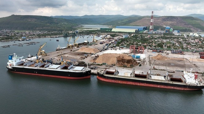 Международный порт Нгишон в провинции Тханьхоа (Фото: ВИА)