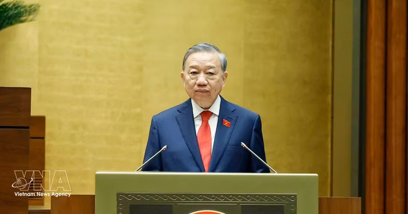 Президент государства Социалистической Республики Вьетнам То Лам выступает с инаугурационной речью. Фото: ВИА