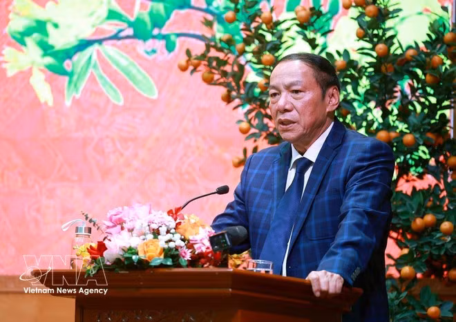 Министр культуры, спорта и туризма Нгуен Ван Хунг выступает на совещании. Фото: ВИА