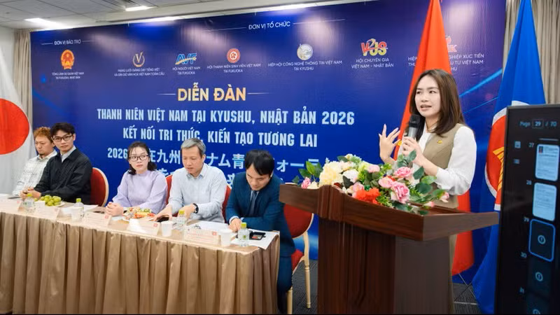 Делегаты на форуме. 