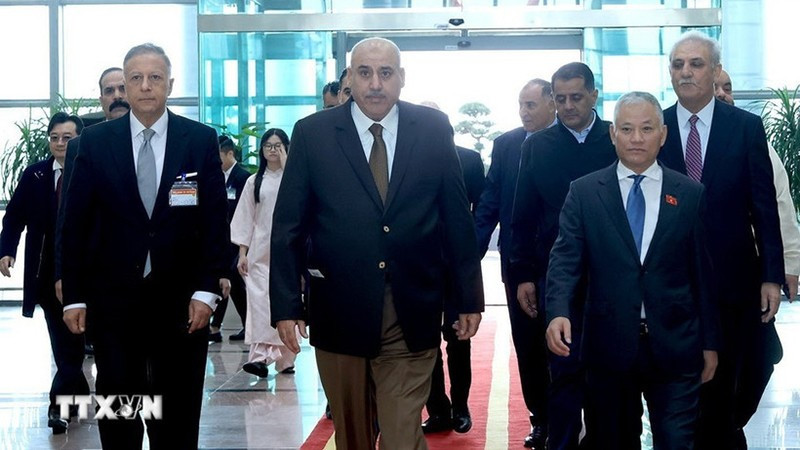 Председатель Палаты представителей Иордании Мазен Турки Эль-Кади прибывает в Ханой, начиная официальный визит во Вьетнам. Фото: ВИА