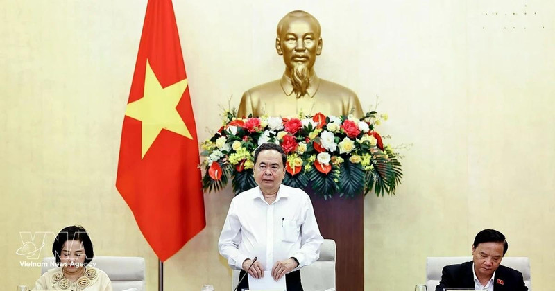 Председатель Национального собрания Чан Тхань Ман выступает. Фото: ВИА