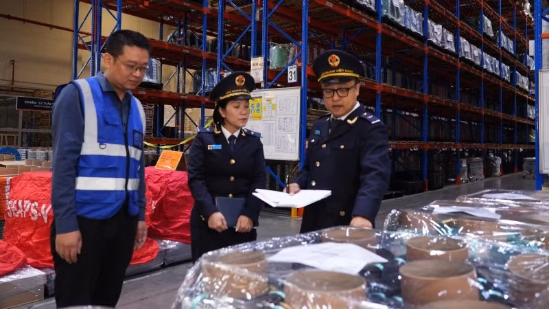 Таможенное управление выполняет роль «стража» экономики и внесло вклад во вхождение Вьетнама в число 25 крупнейших экономик мира по объему торговли.