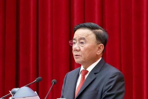 Член Политбюро, Постоянный член Секретариата ЦК КПВ Чан Кам Ту выступает на конференции 17 марта. Фото: ВИА