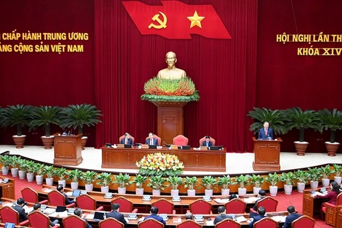 [Фото] Открылся 2-й пленум ЦК КПВ XIV созыва