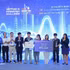 Оргкомитет вручил первую премию команде L-GPT 6.7 на финале конкурса Vietnam AI Innovation Challenge 2026. (Фото: ВИА)