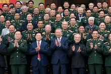 [Фото] Генеральный секретарь ЦК КПВ То Лам встретился с бывшими генералами армии 