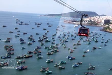 Самая длинная в мире морская канатная дорога Хонтхом в специальной зоне Фукуок (Анзянг). Фото: ВИА