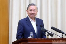 Генеральный секретарь ЦК КПВ То Лам выступает на мероприятии. Фото: Данг Кхоа