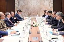 Общий вид переговоров. Фото: ВИА