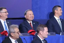 Генеральный секретарь ЦК КПВ То Лам принимает участие в первом заседании Совета мира по Газе. Фото: ВИА