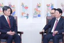 Президент Лыонг Кыонг принимает Председателя Фонда международного обмена Республики Корея (KF) Ким Ги Хвана. Фото: ВИА