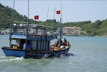 Провинция Жалай сосредоточила усилия на управлении рыболовным флотом, а также на предотвращении и наказании судов и рыбаков, нарушающих иностранные водные границы. Фото: ВИА