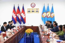 Общий вид рабочей встречи между Отделом ЦК КПВ по пропаганде, политическому воспитанию и работе с народными массами и Отделом ЦК НПК по работе с народными массами. Фото: ВИА