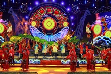 Художественный номер на мероприятии. Фото: ВИА