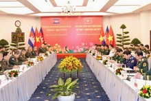 Общий вид диалога по оборонной политике между Вьетнамом и Камбоджей.