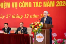 Постоянный зампредседателя НС До Ван Тьиен выступает на конференции. Фото: quochoi.vn