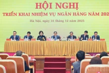 [Фото] Премьер-министр Фам Минь Тьинь принял участие в конференции по постановке задач банковского сектора на 2026 год