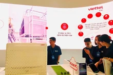 На стенде компании «Viettel IDC» представлена модель Центра данных Хоалак. 