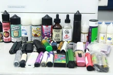 Электронные сигареты с привлекательным, броским дизайном могут содержать наркотики и другие опасные вещества, о наличии которых курильщики даже не подозревают. Фото: T. N