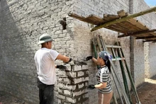 Ликвидация временных и ветхих домов в группе 9 община Нари. Фото: ВИА