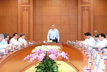 [Фото] Генеральный секретарь ЦК КПВ То Лам провел рабочую встречу с Отделом ЦК КПВ по внутренним делам