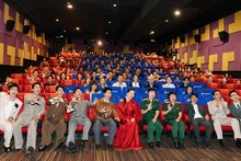 Съемочная группа фильма «Красный дождь» общается со зрителями. Фото: Galaxy Studio