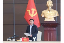 Постоянный член Секретариата ЦК КПВ Чан Кам Ту выступает на рабочей встрече с представителями соответствующих органов. Фото: ВИА