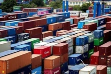 Контейнерная площадка хранения в порту Катлай в городе Хошимин. Фото: ВИА