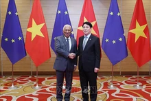 Президент Лыонг Кыонг и Председатель Европейского совета Антониу Кошта. Фото: ВИА