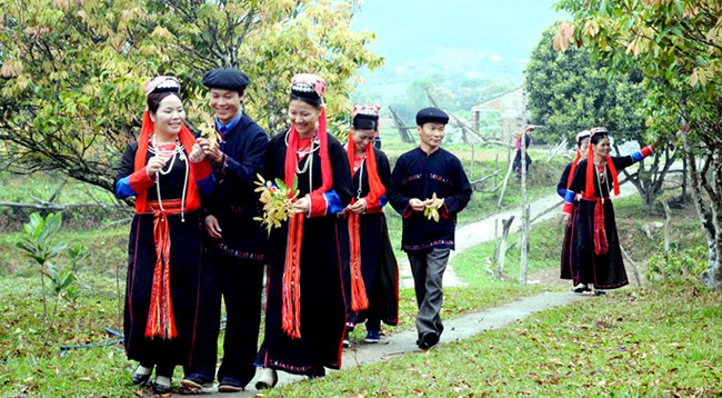 Красота костюмов представителей народности Зао ảnh 1 Красота костюмов представителей народности Зао ảnh 1