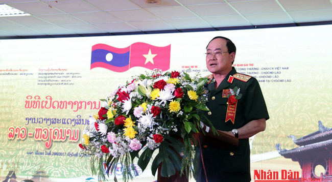 Открытие вьетнамско-лаосской торговой ярмарки 2017 года ảnh 1