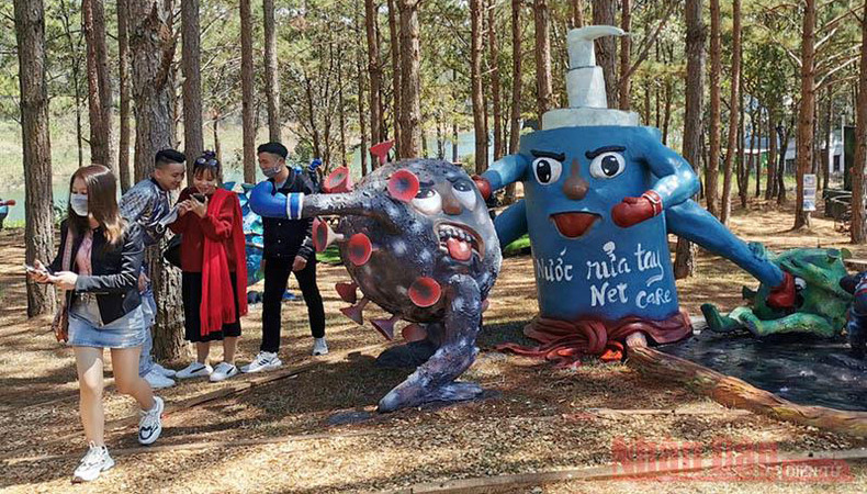 Парк «Covid-19» и вера в победу над пандемией ảnh 5 Парк «Covid-19» и вера в победу над пандемией ảnh 5